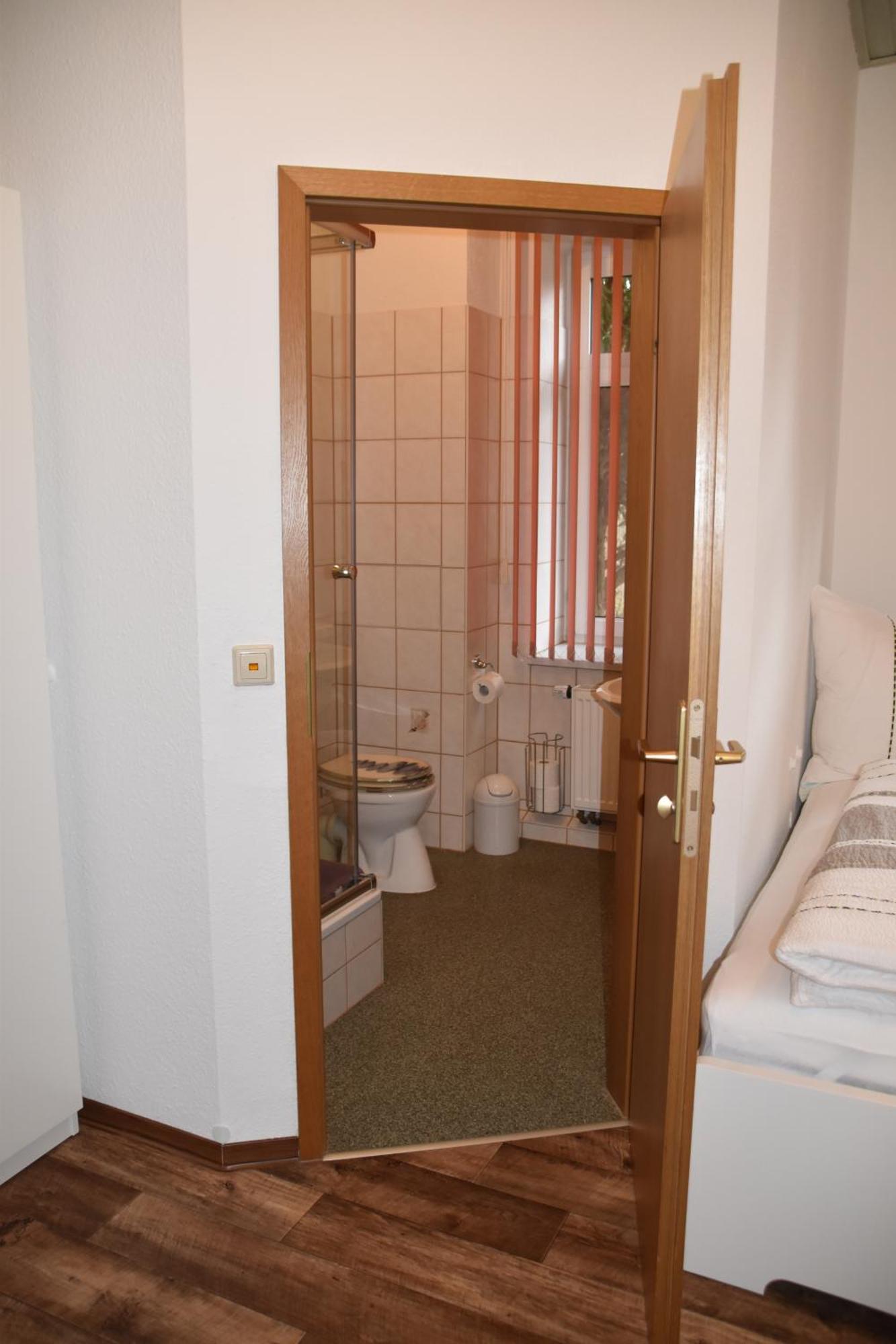 Ferienwohnung Und Pension "Zur Aue" Konigsbruck 외부 사진